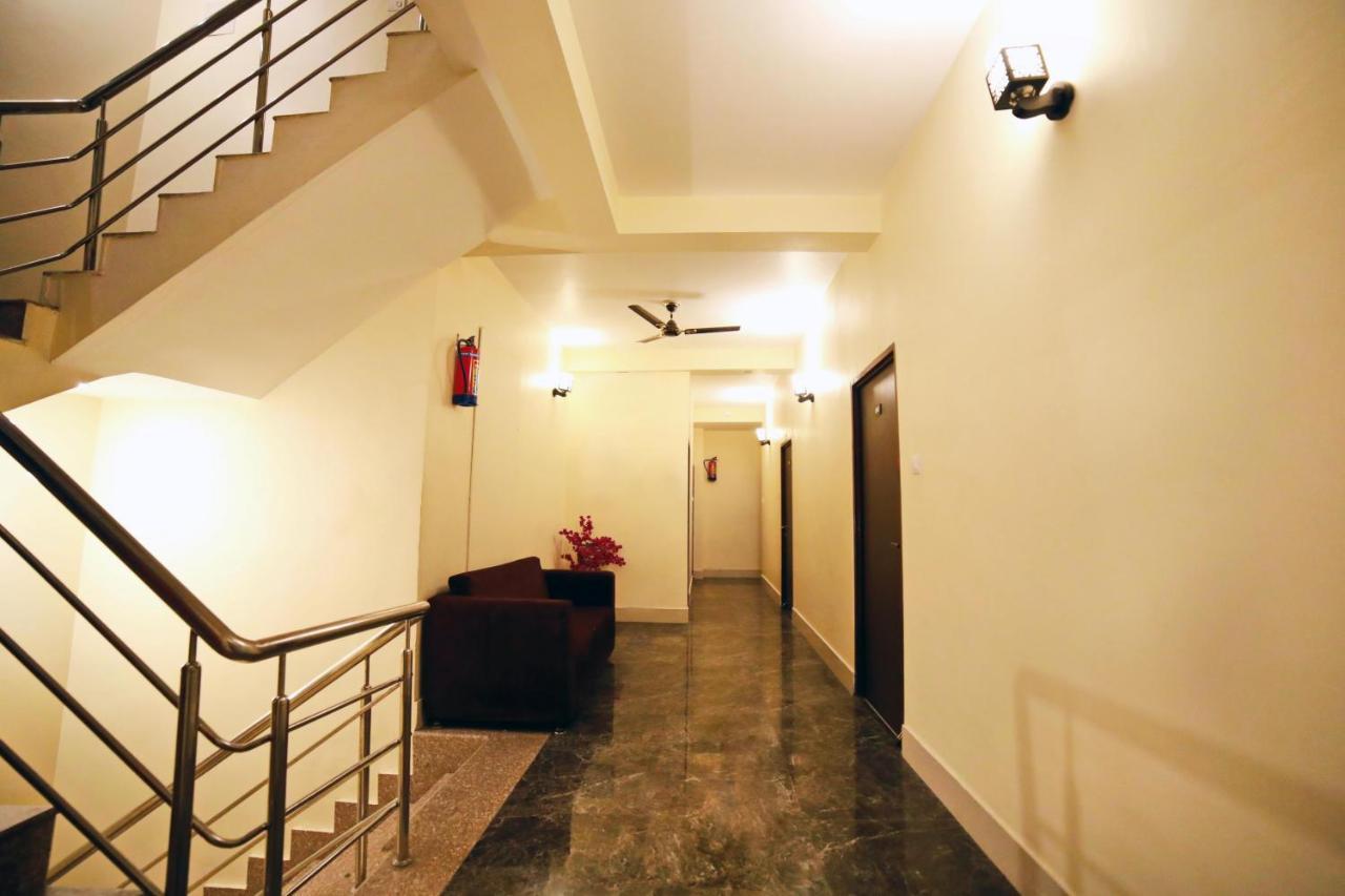 Oyo 16708 Sada Shiv Guest House Varanasi Ngoại thất bức ảnh