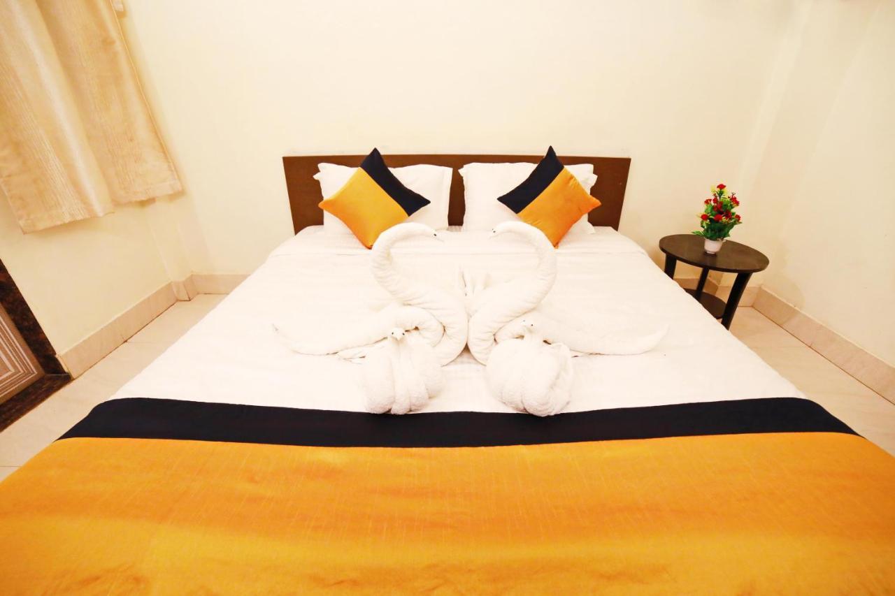 Oyo 16708 Sada Shiv Guest House Varanasi Ngoại thất bức ảnh