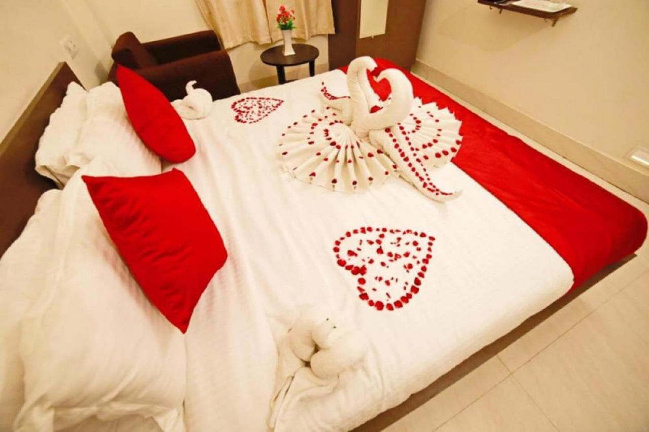 Oyo 16708 Sada Shiv Guest House Varanasi Ngoại thất bức ảnh