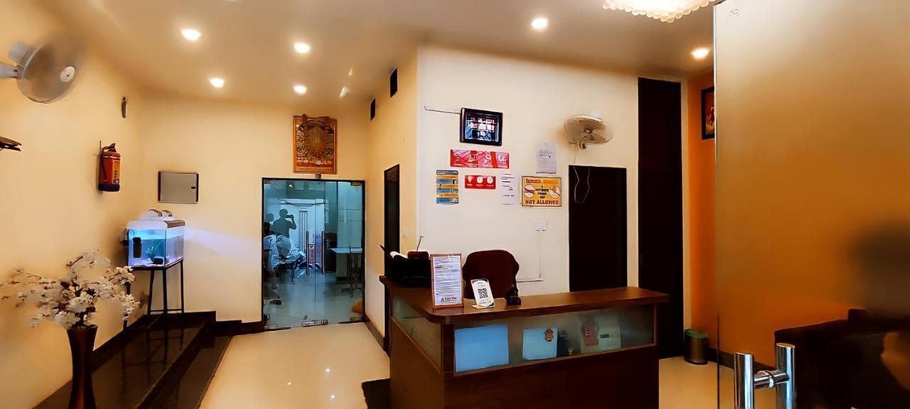 Oyo 16708 Sada Shiv Guest House Varanasi Ngoại thất bức ảnh