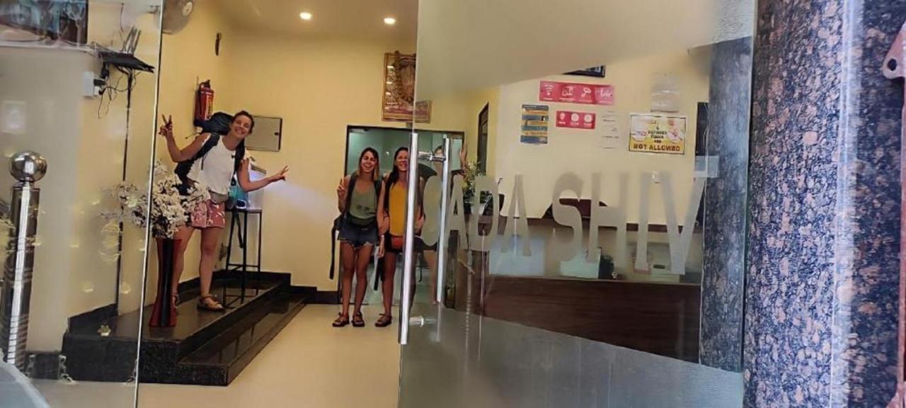 Oyo 16708 Sada Shiv Guest House Varanasi Ngoại thất bức ảnh