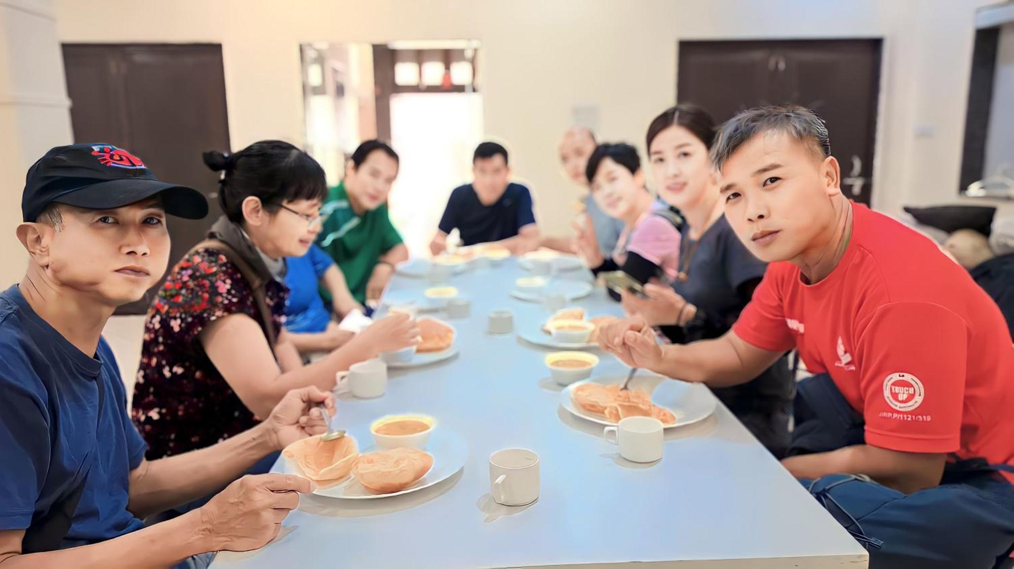Oyo 16708 Sada Shiv Guest House Varanasi Ngoại thất bức ảnh