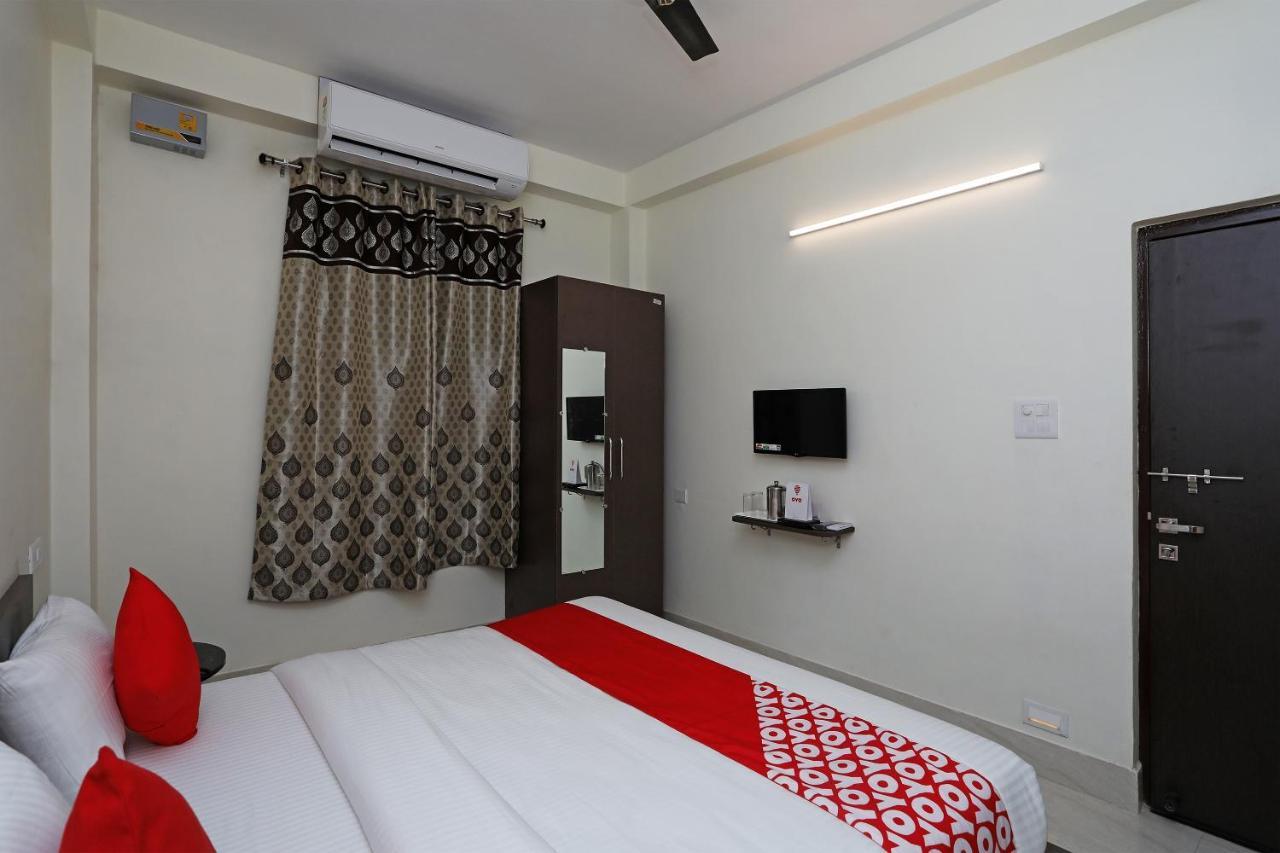 Oyo 16708 Sada Shiv Guest House Varanasi Ngoại thất bức ảnh