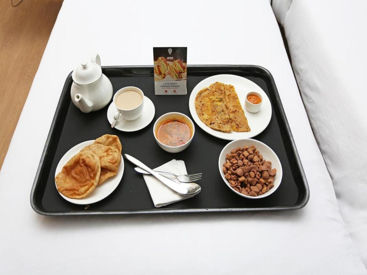 Oyo 16708 Sada Shiv Guest House Varanasi Ngoại thất bức ảnh