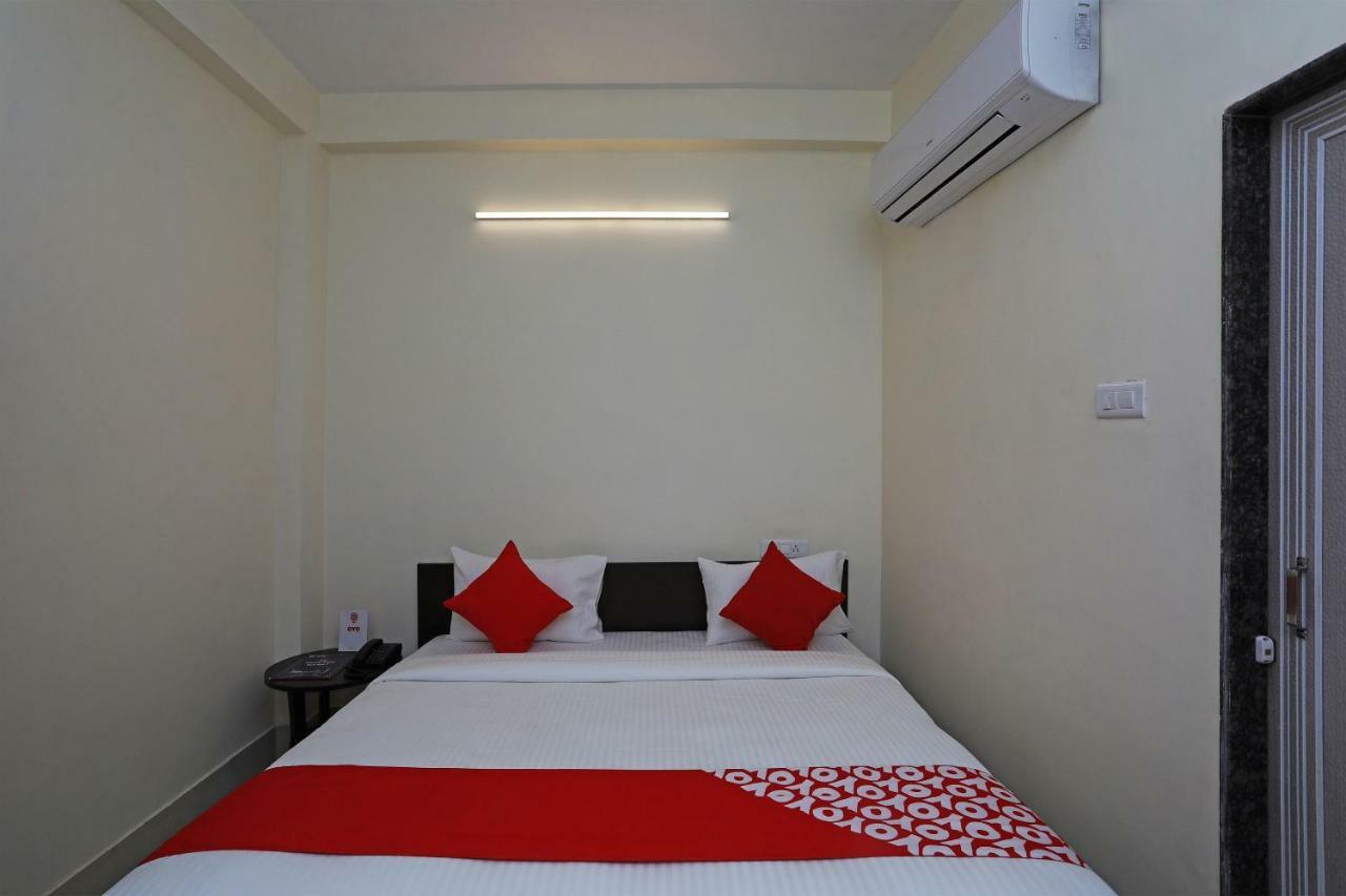 Oyo 16708 Sada Shiv Guest House Varanasi Ngoại thất bức ảnh